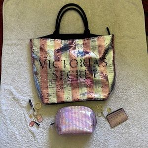Victoria’s Secret Tote Bundle